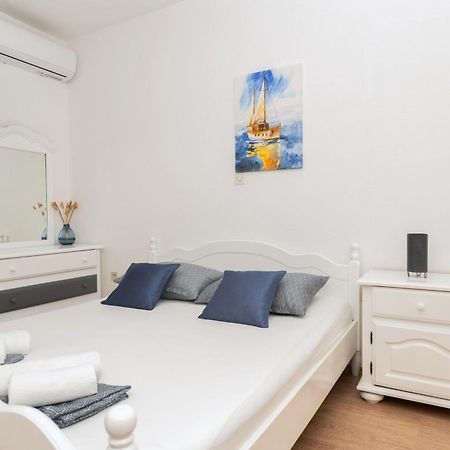 Apartments Marsela Tučepi Eksteriør bilde