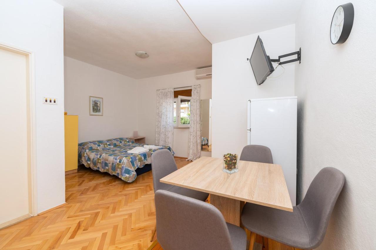 Apartments Marsela Tučepi Eksteriør bilde