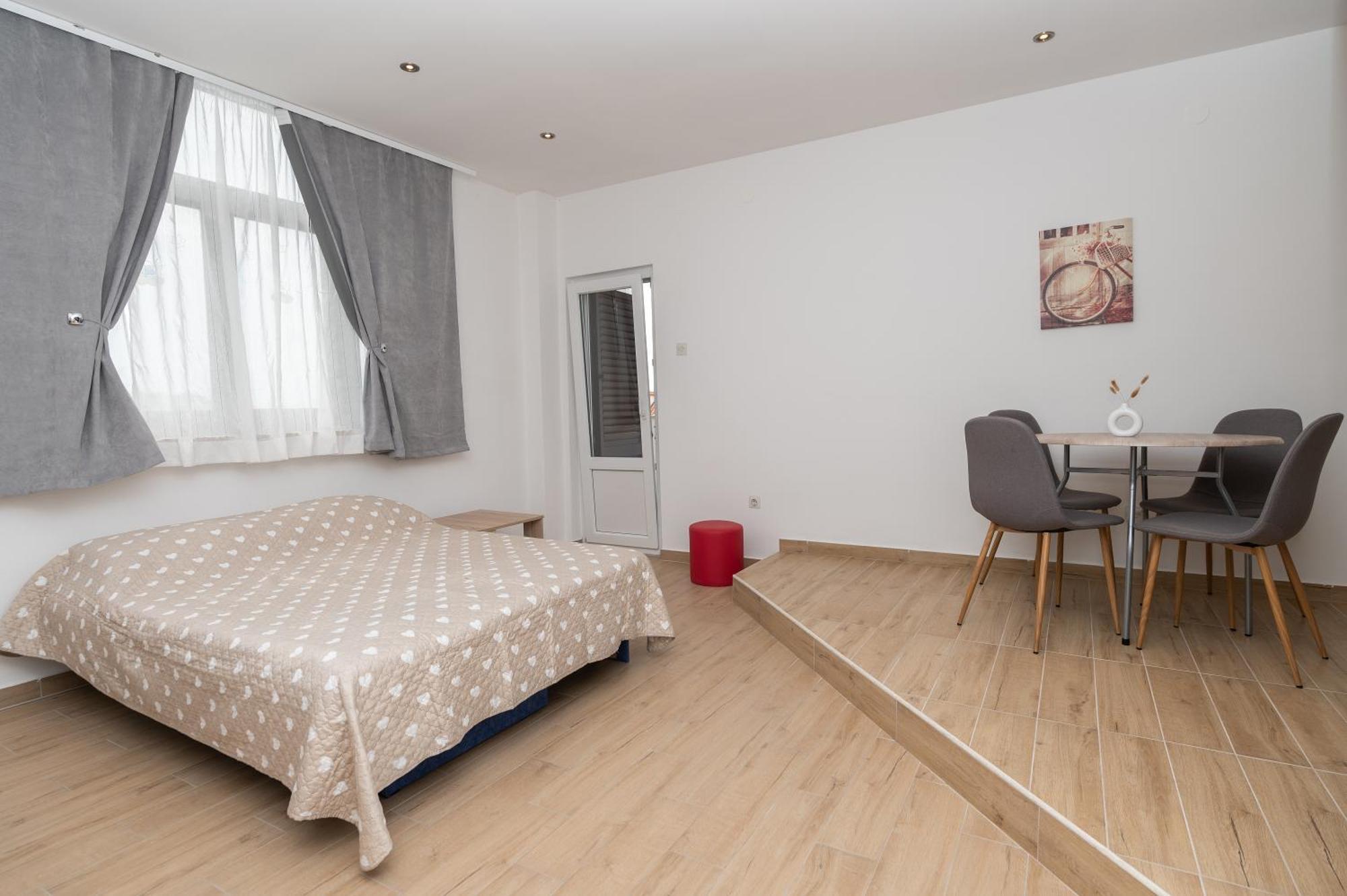 Apartments Marsela Tučepi Eksteriør bilde