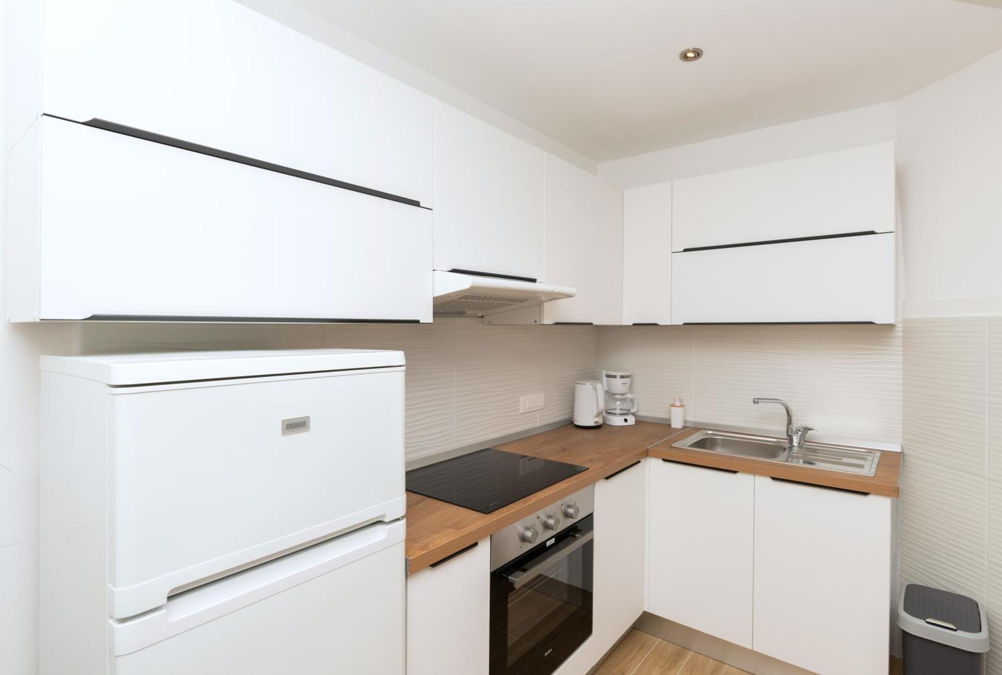 Apartments Marsela Tučepi Eksteriør bilde